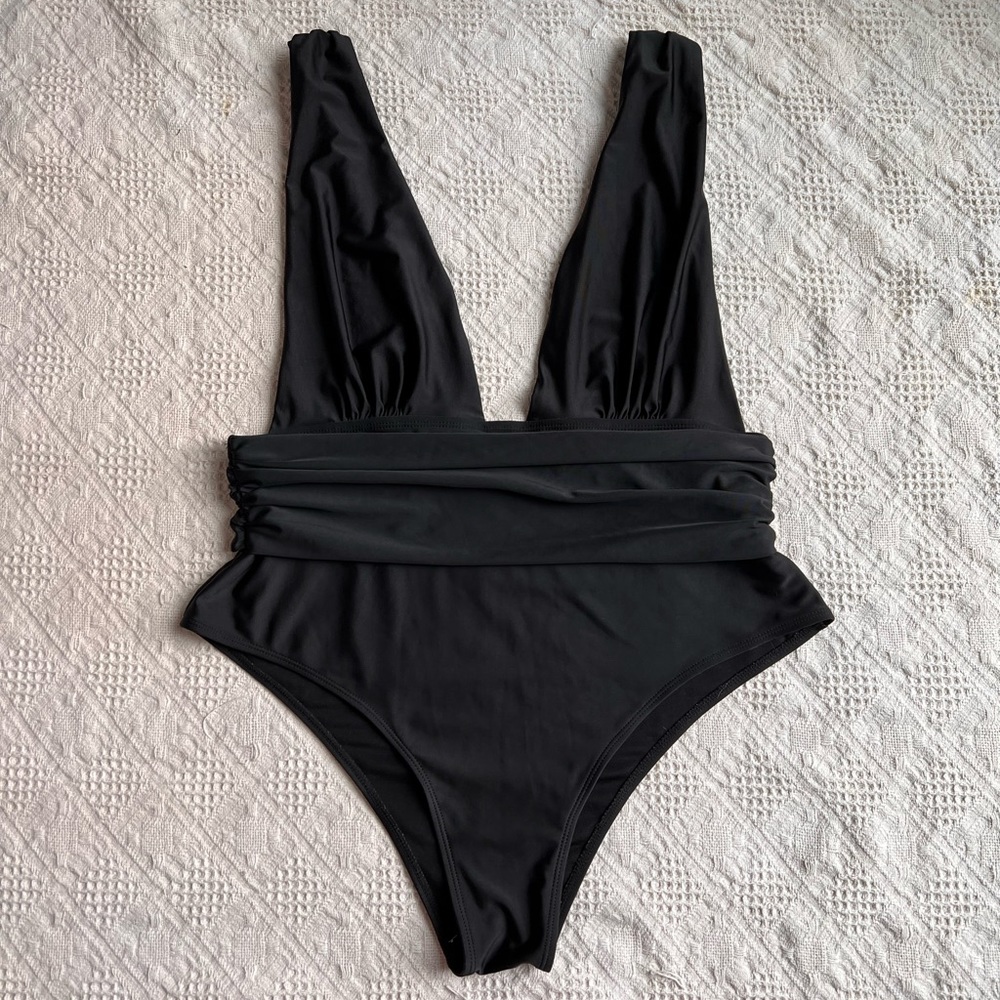 ‼️BOGO SALE‼️ SHEIN Black Plunging Swimsuit